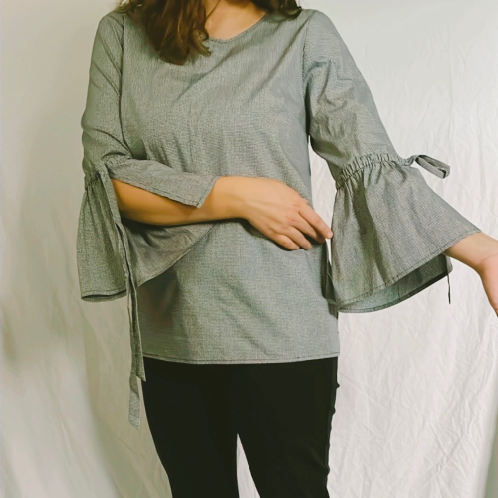 J Crew Gingham Flounce Sleeves Top